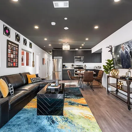 Rock N Roll By Avantstay Vibey Hollywood Retreat Steps To Attractions Los Angeles Exterior photo